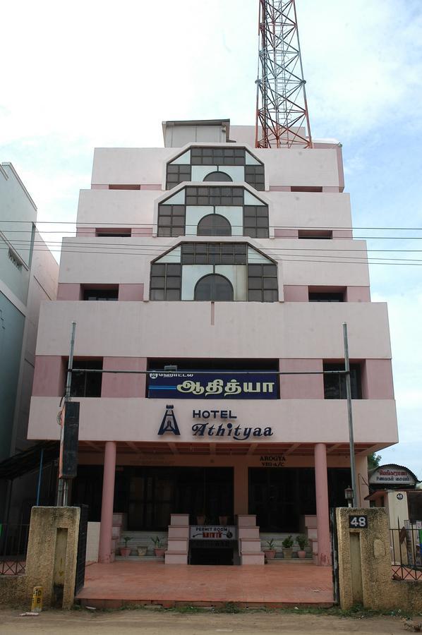 Hotel Athityaa Кумбаконам Екстериор снимка