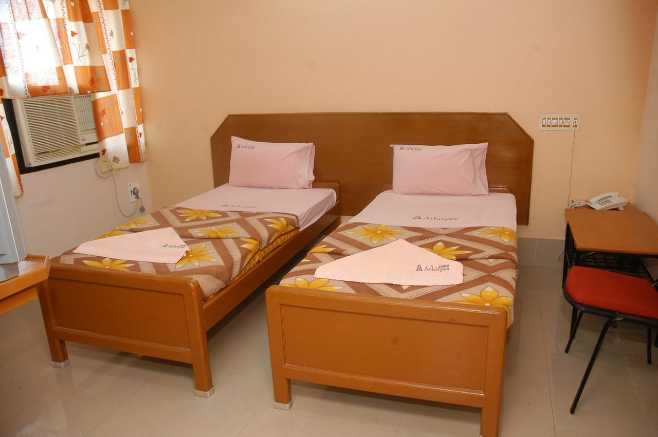 Hotel Athityaa Кумбаконам Екстериор снимка